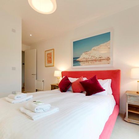 Pass The Keys Stunning And Spacious Modern Flat - Own Car Park CBG Exterior foto