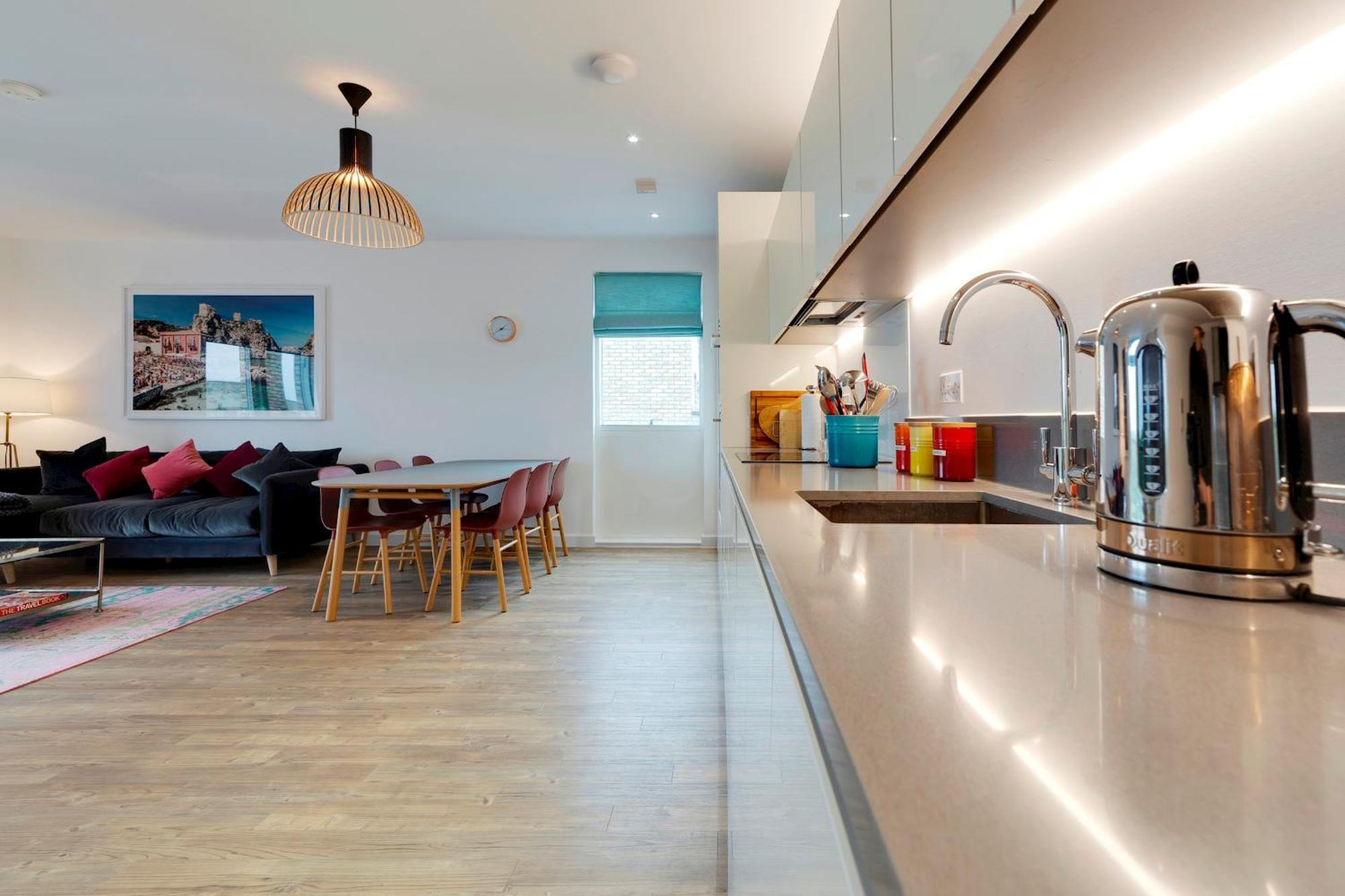 Pass The Keys Stunning And Spacious Modern Flat - Own Car Park CBG Exterior foto