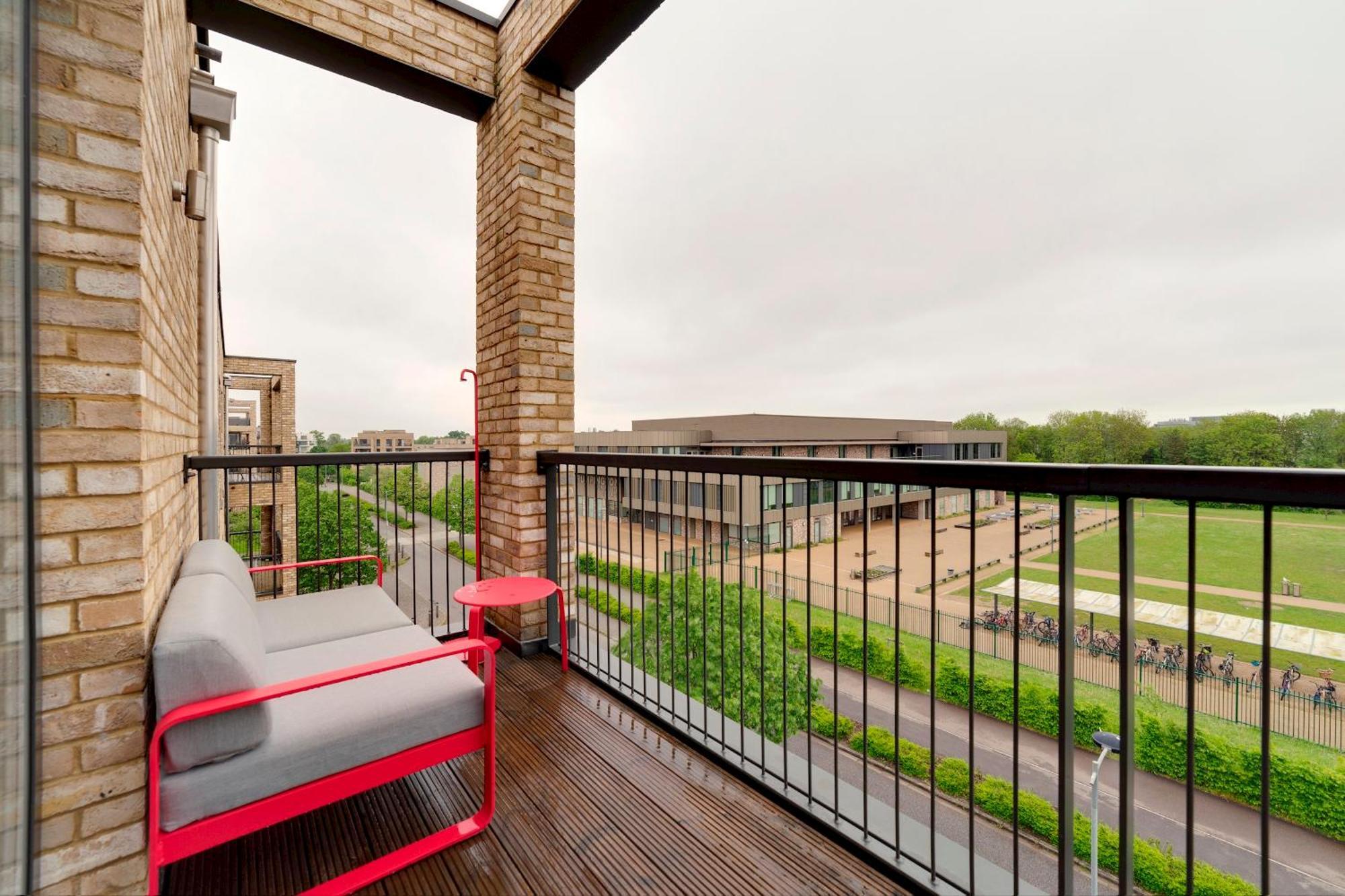Pass The Keys Stunning And Spacious Modern Flat - Own Car Park CBG Exterior foto